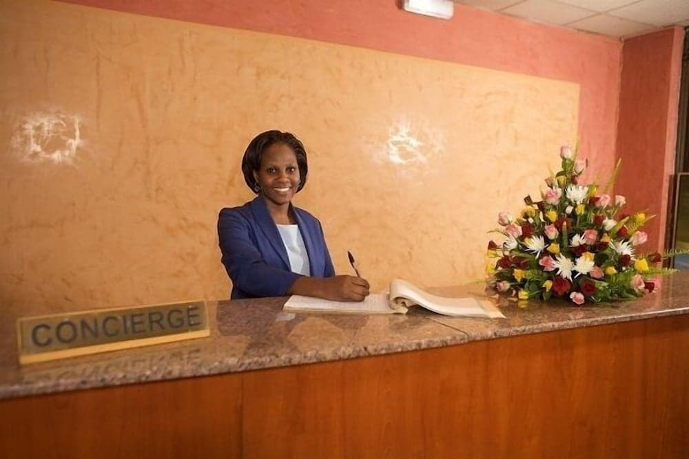 Ivys Hotel