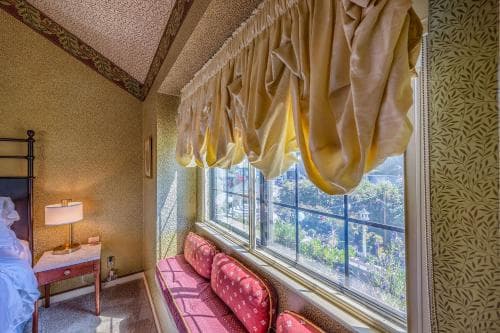 Mill Rose Inn