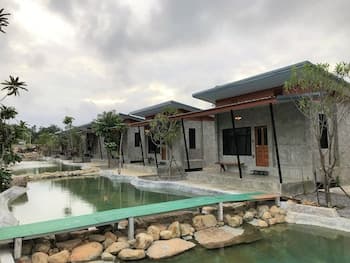 Baan Nokhook Resort