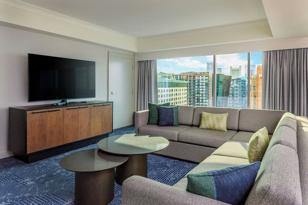 Renaissance® Boston Seaport District