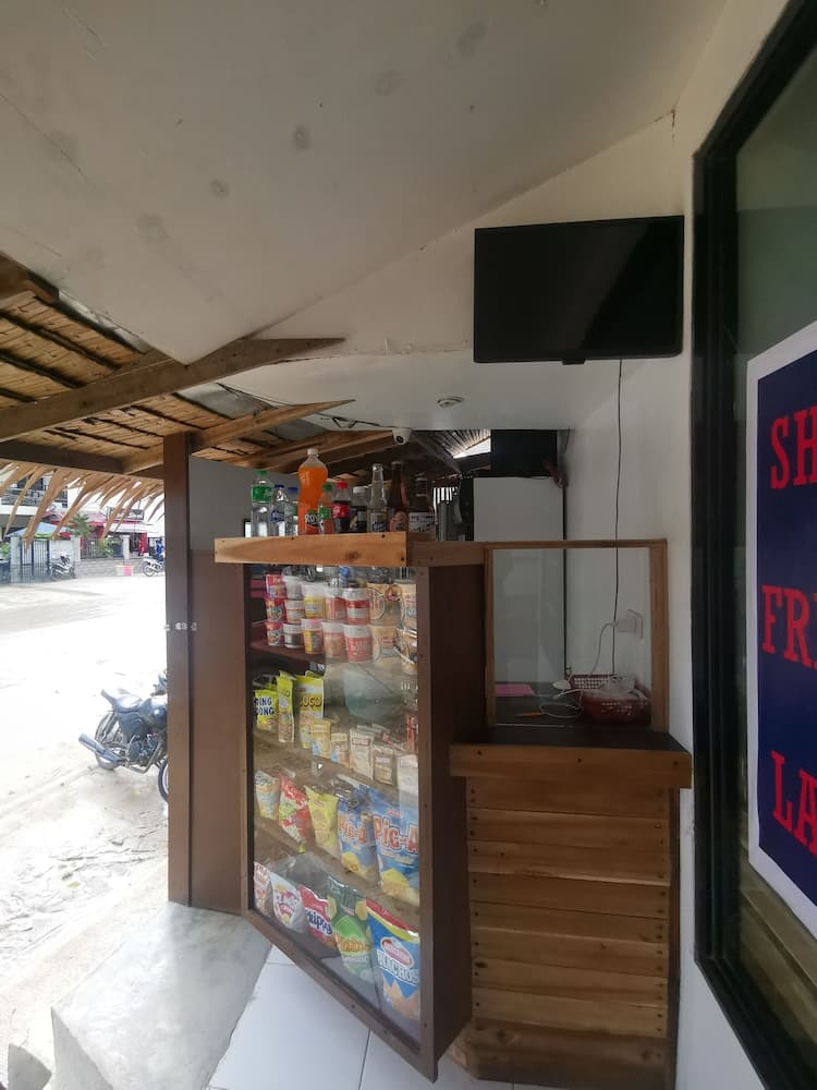 El Nido One Hostel