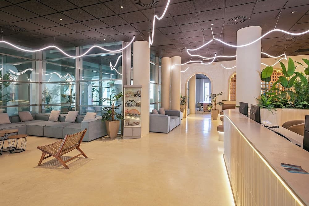 Cullera Holiday Hotel