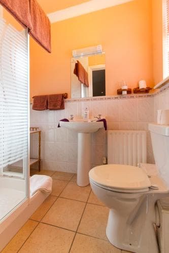 Augusta Lodge Guesthouse