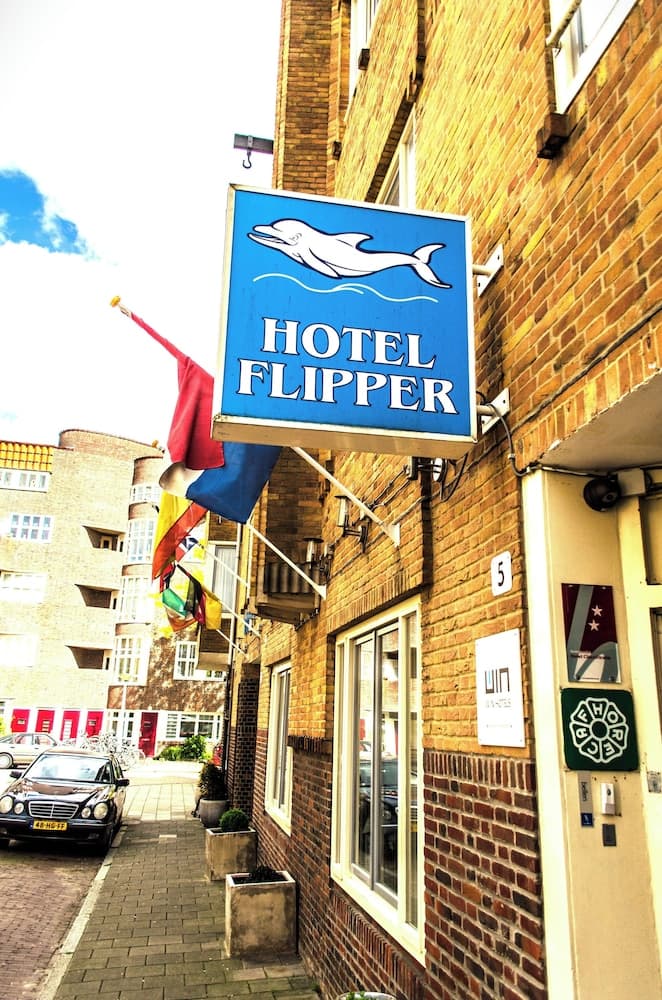 Flipper Hotel
