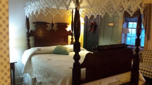 Applebutter Inn