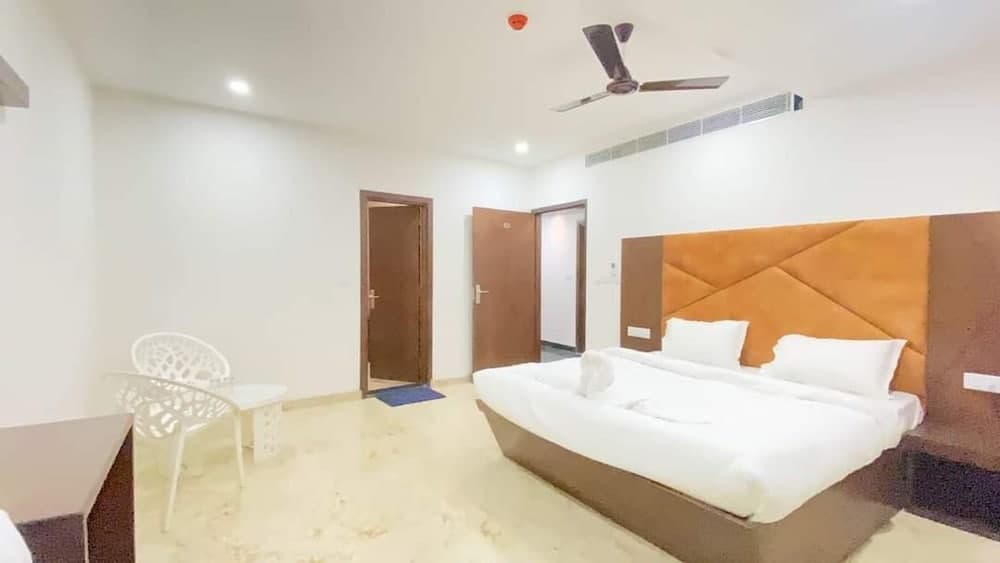 Suman castle Hotel