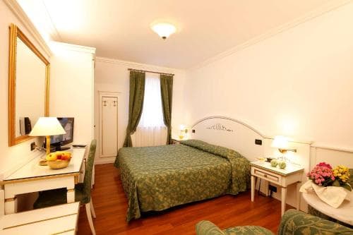 Hotel Croce Bianca