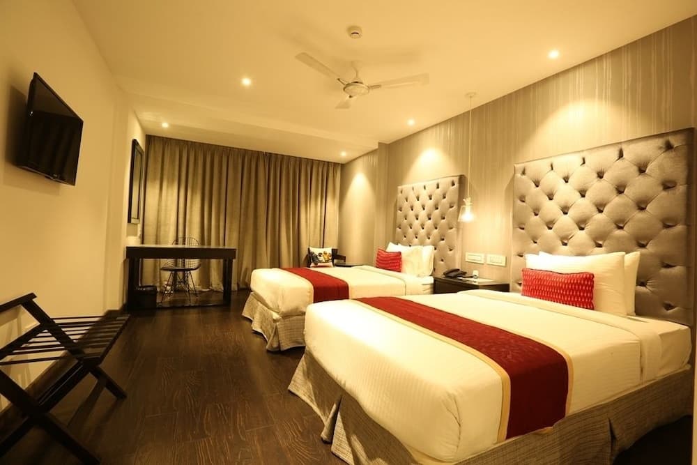 Noor Kitchenette Residency
