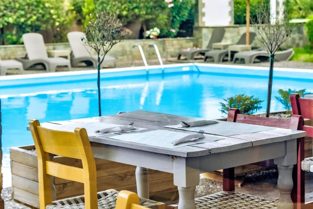 Stefania Hotel