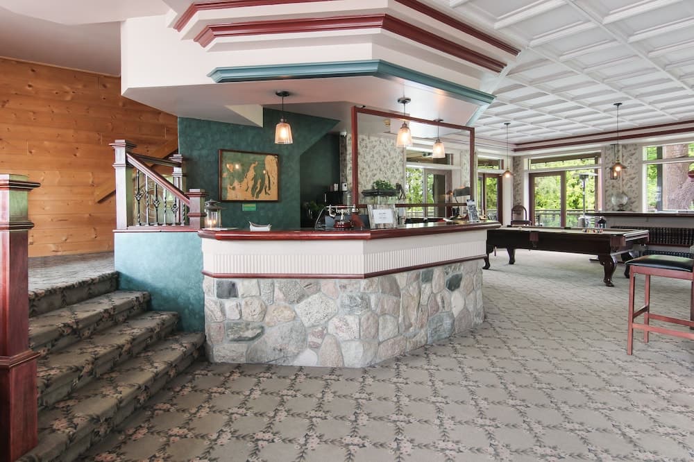 Stone Waters Inn