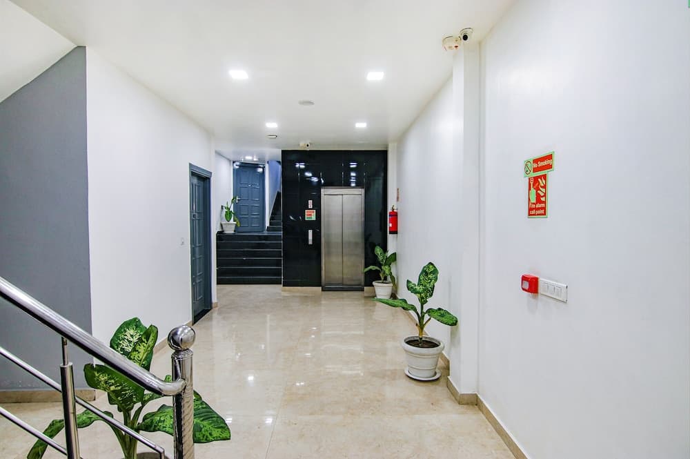 FabHotel Chawla House