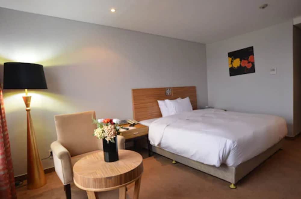 Philos Hotel