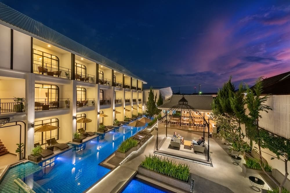Ai Pai Hotel
