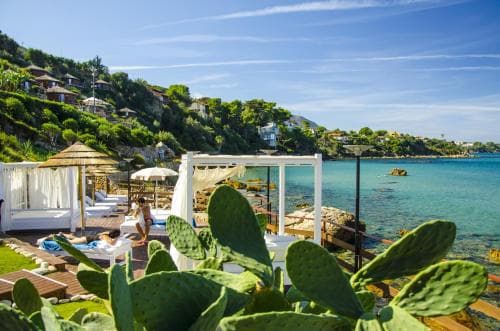 Calanica Resort