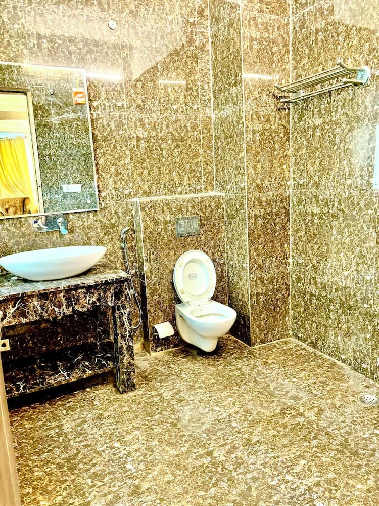 Hotel Pushpanjali
