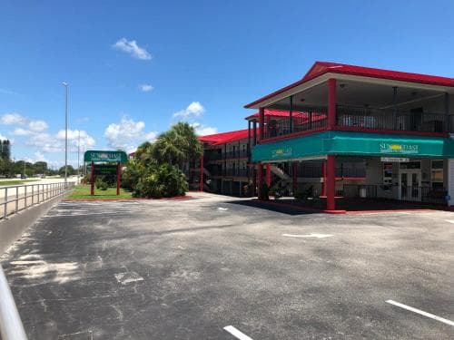 Sun Coast Inn