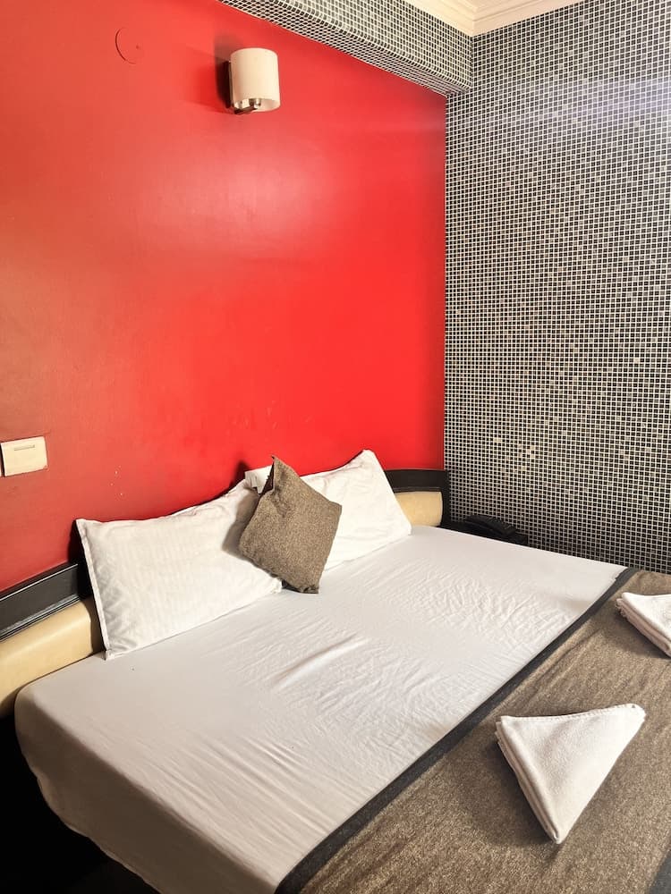 Hotel Grand Highway