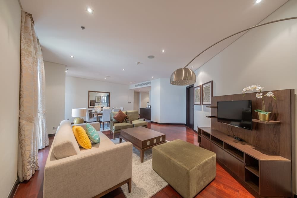 Luxe Getaways Royal Amwaj Palm Jumeirah Resort Apartment Holiday Home