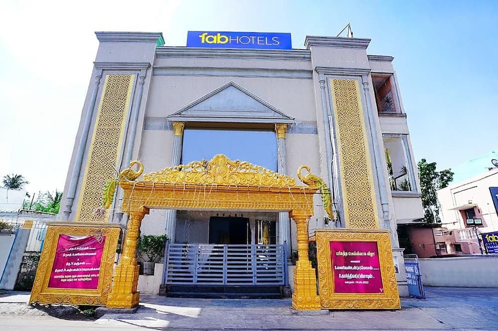 FabHotel Aishwarya Inn