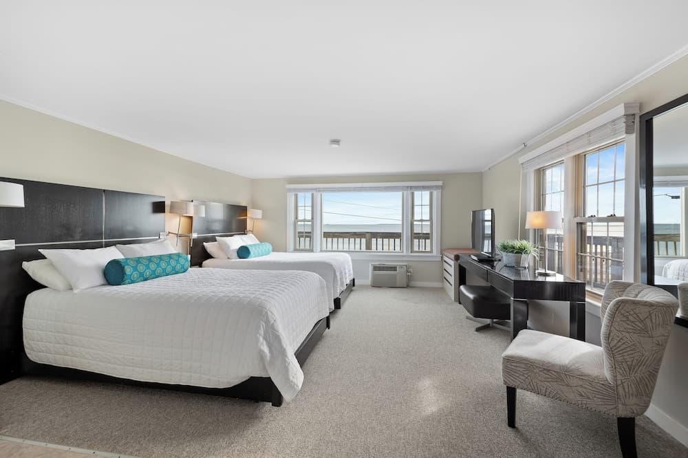 The Heights Hotel