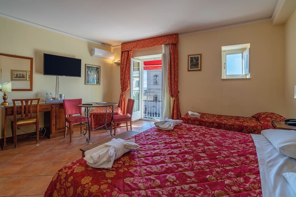 Hotel Mediterraneo