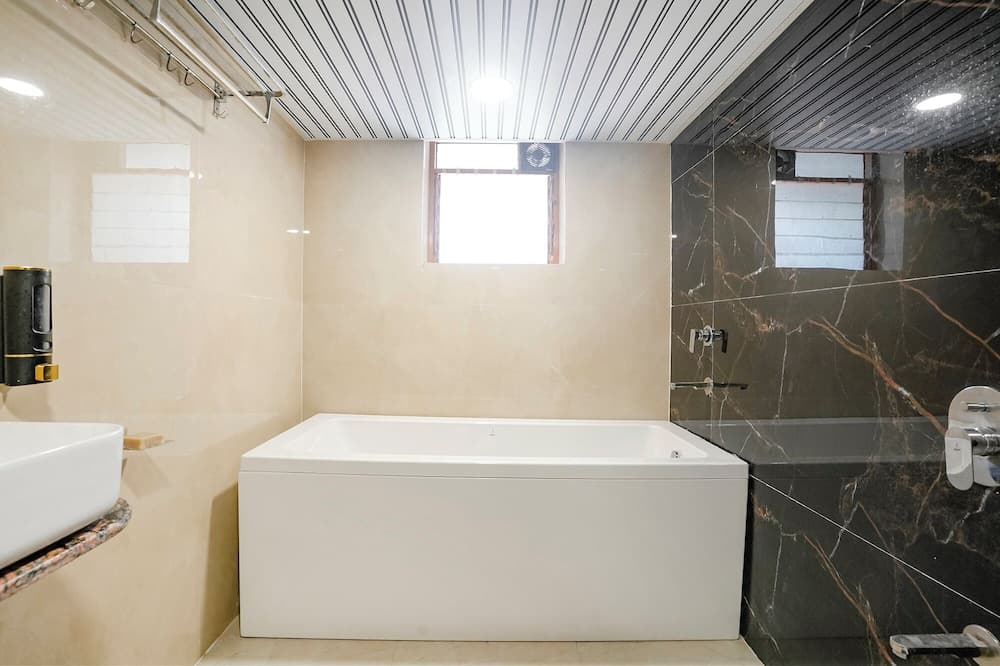 Fabhotel Eldoria
