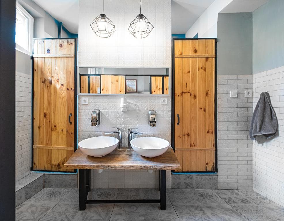 Eco Hostel DROVA