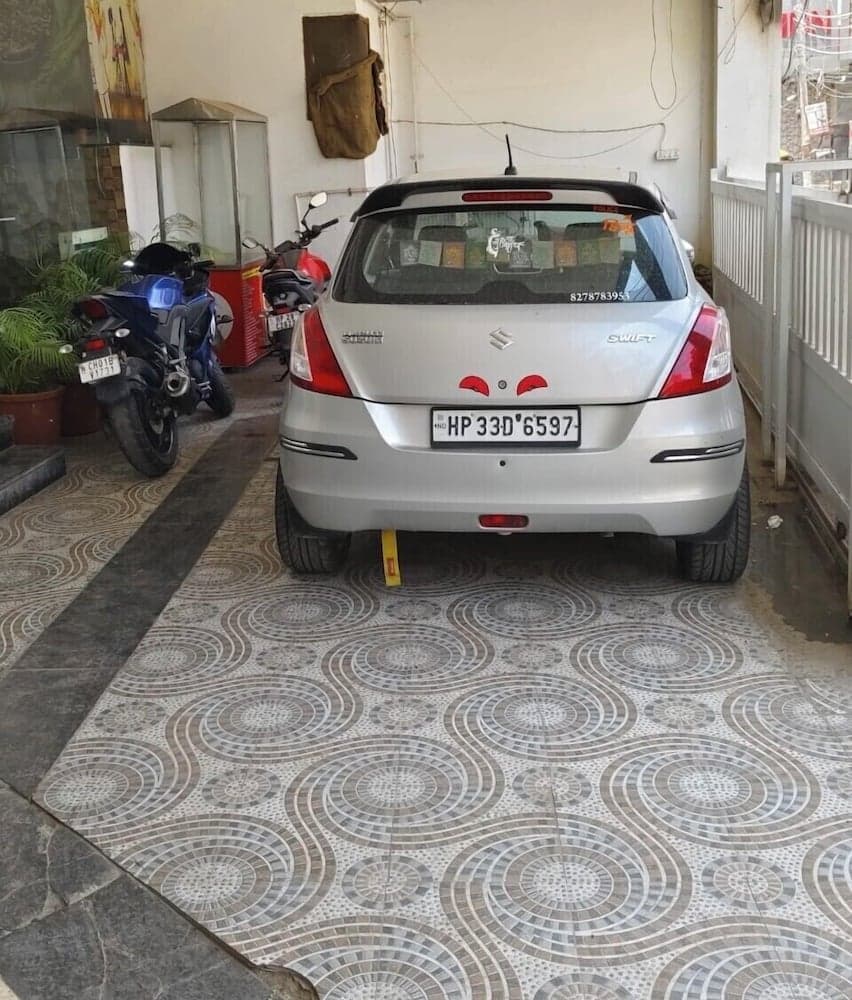 Treebo Royal Empire Adarsh Nagar, Chandigarh