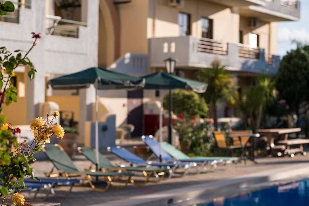 Nireas Hotel