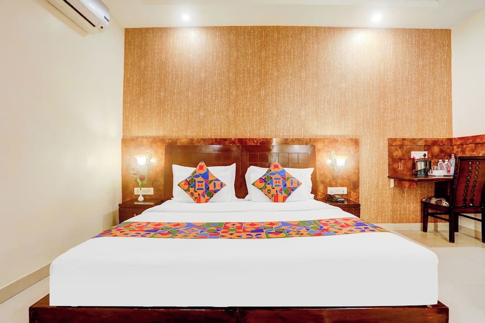 Fabhotel Zion Inn