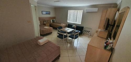 Central Motel