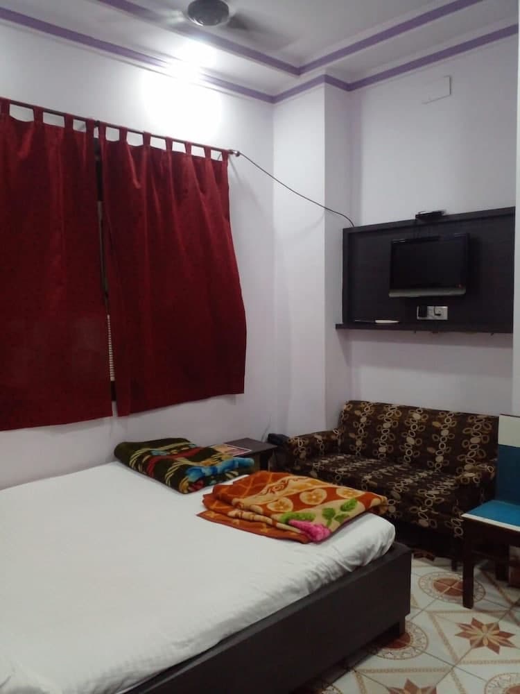 HOTEL ROXY DLX