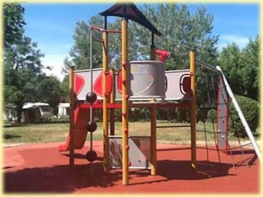 Camping Lou Comtadou