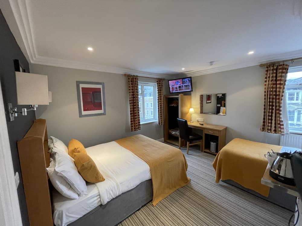 Shandon Hotel