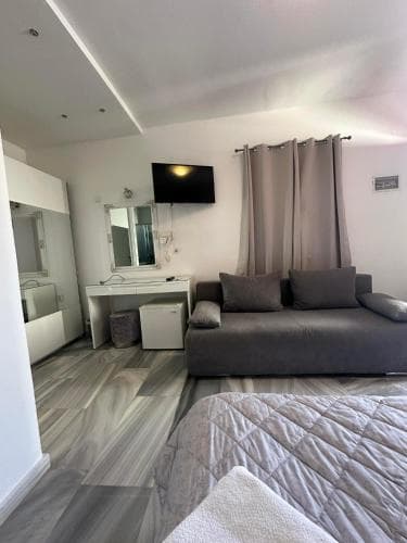 Akrogiali Hotel