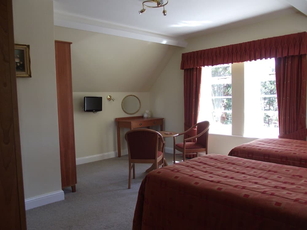 Channel House Hotel