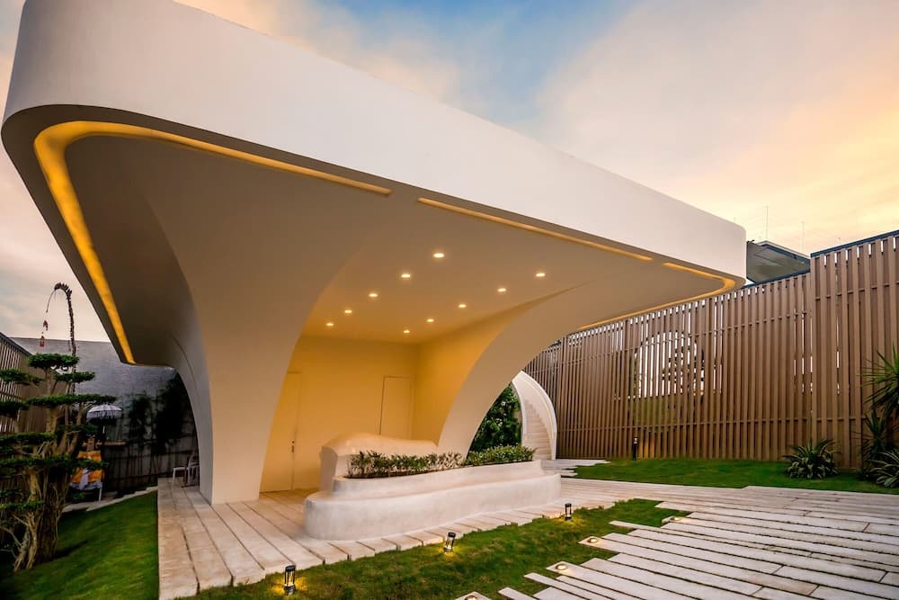 Private Jet Villa Uluwatu