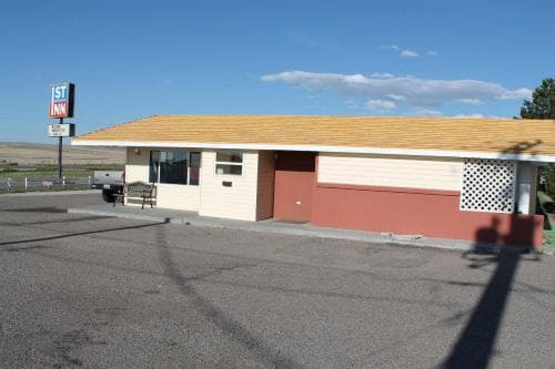 First Interstate Inn Douglas