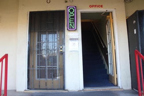 Clarendon Hotel