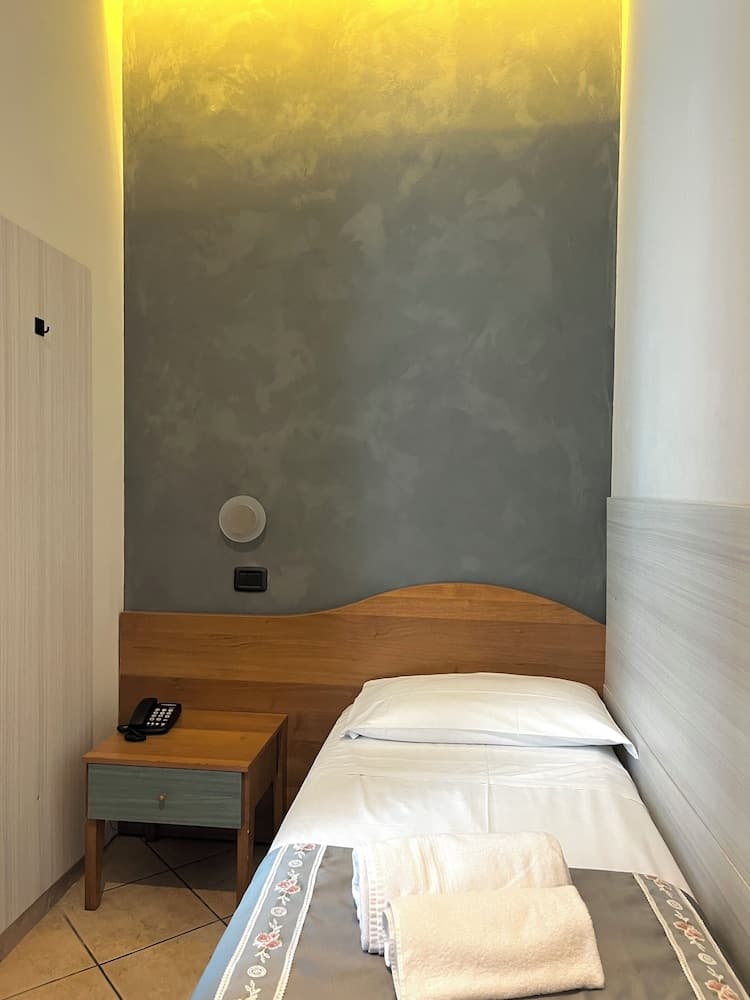 Sara Hotel