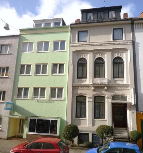 Buthmann im Zentrum