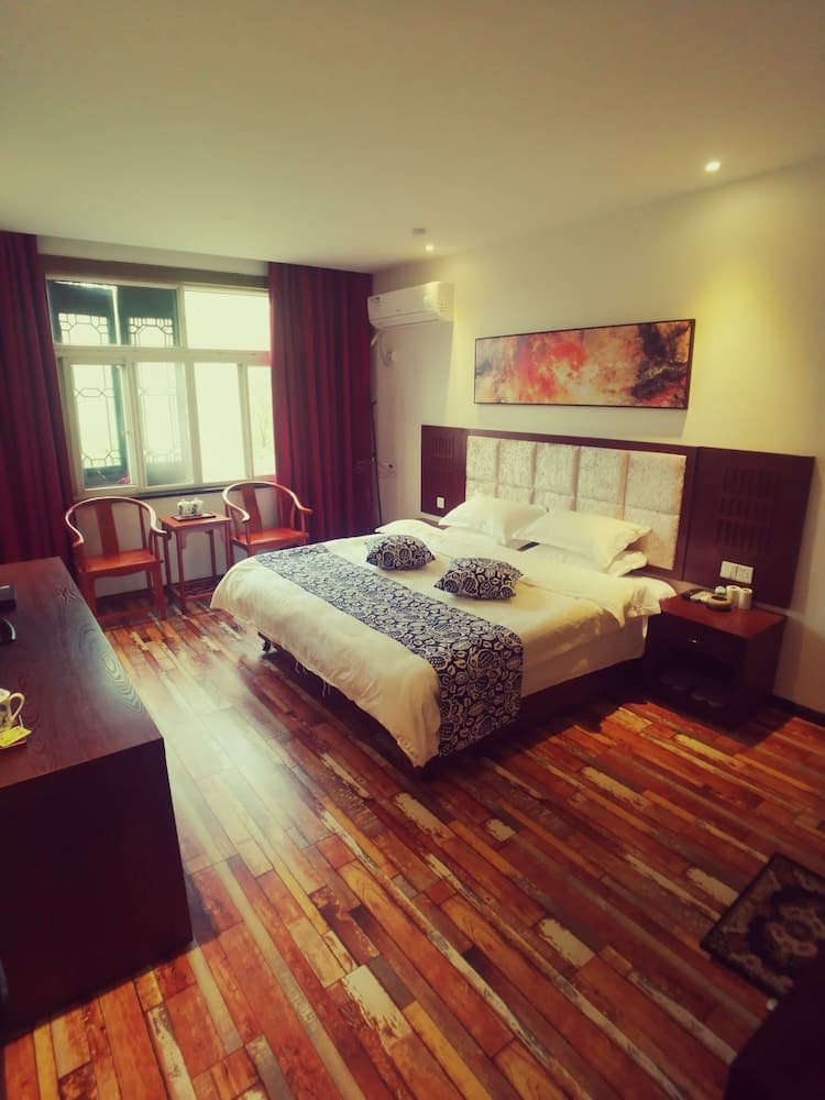 Wuzhen Shingle Hotel