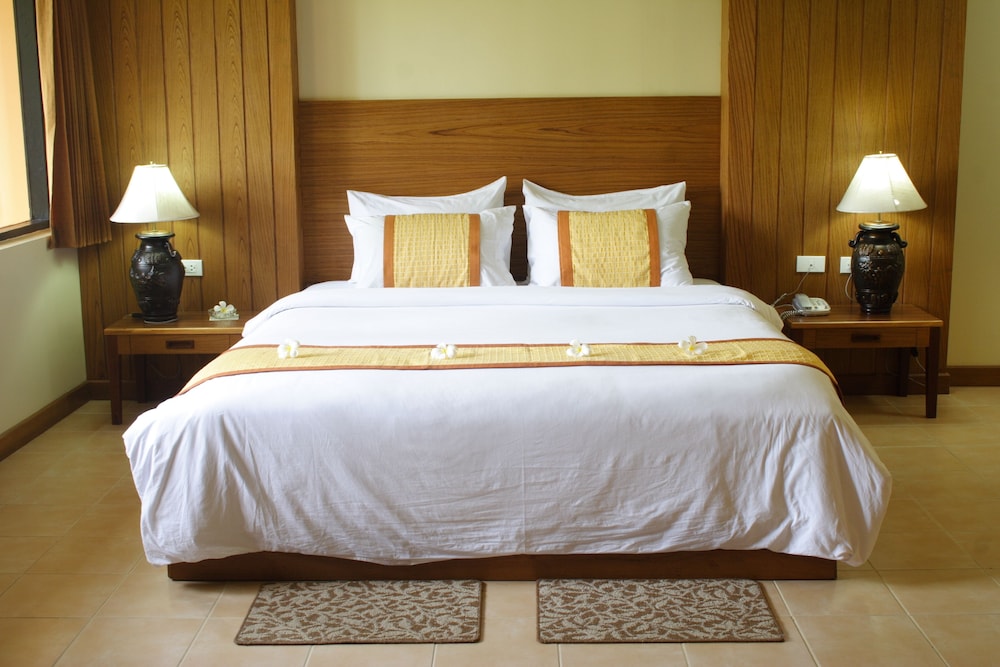 Palm Garden Hotel