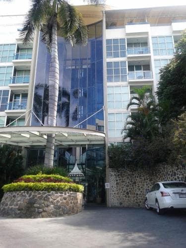 Triumph Tower Residence