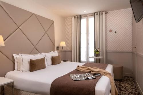 Hotel Longchamp Elysees