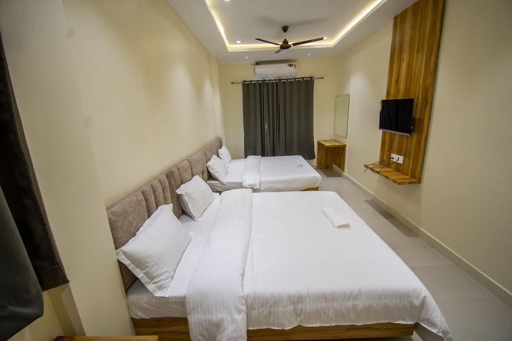 Hotel Anubhuti
