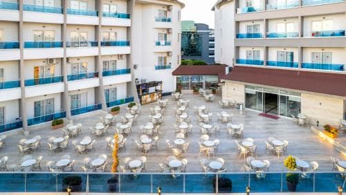 Ramada Resort Side