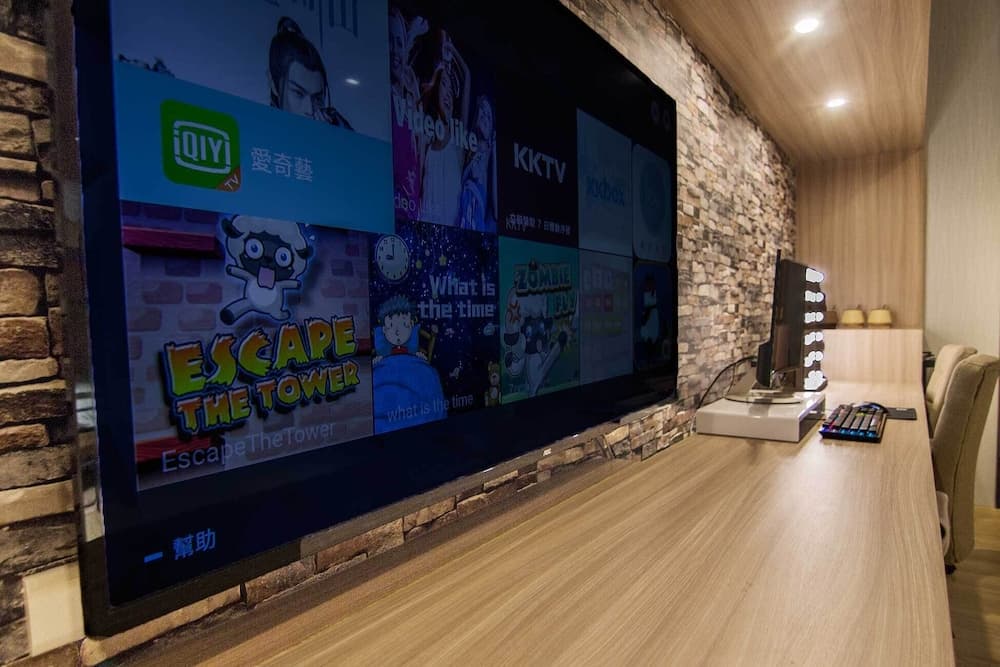 RGB Hostel
