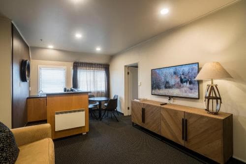 The Ashley Hotel