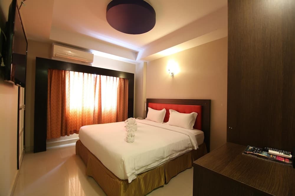 G9 Hotel